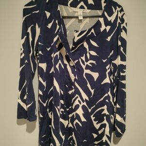 Diane Von Furstenberg Abstract Navy and White Blouse
